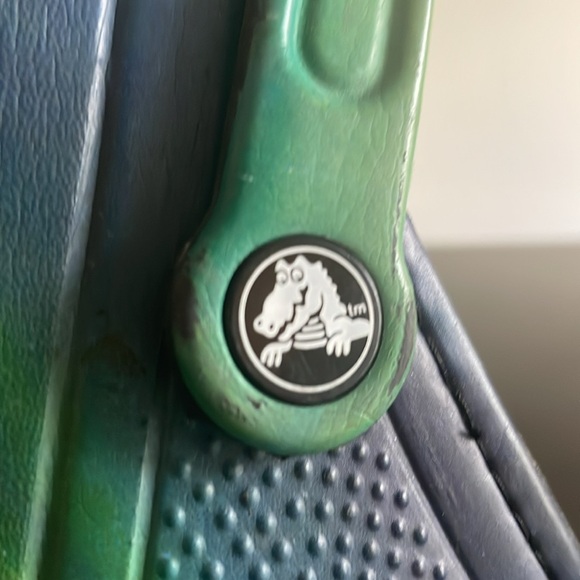 Crocs - Picture 13 of 17